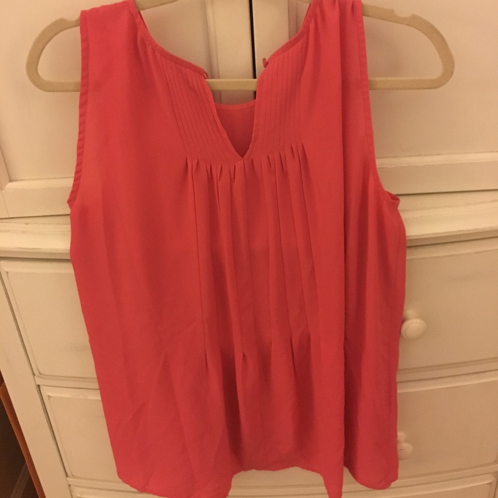 Pink tank - Picture 3 of 3
