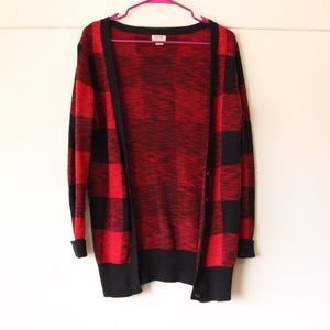 Buffalo plaid cardigan!