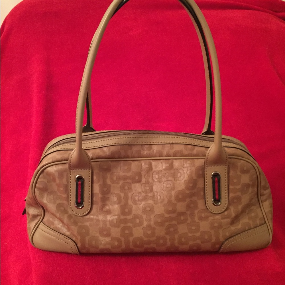 ❤️GUCCI❤️ - Picture 3 of 7