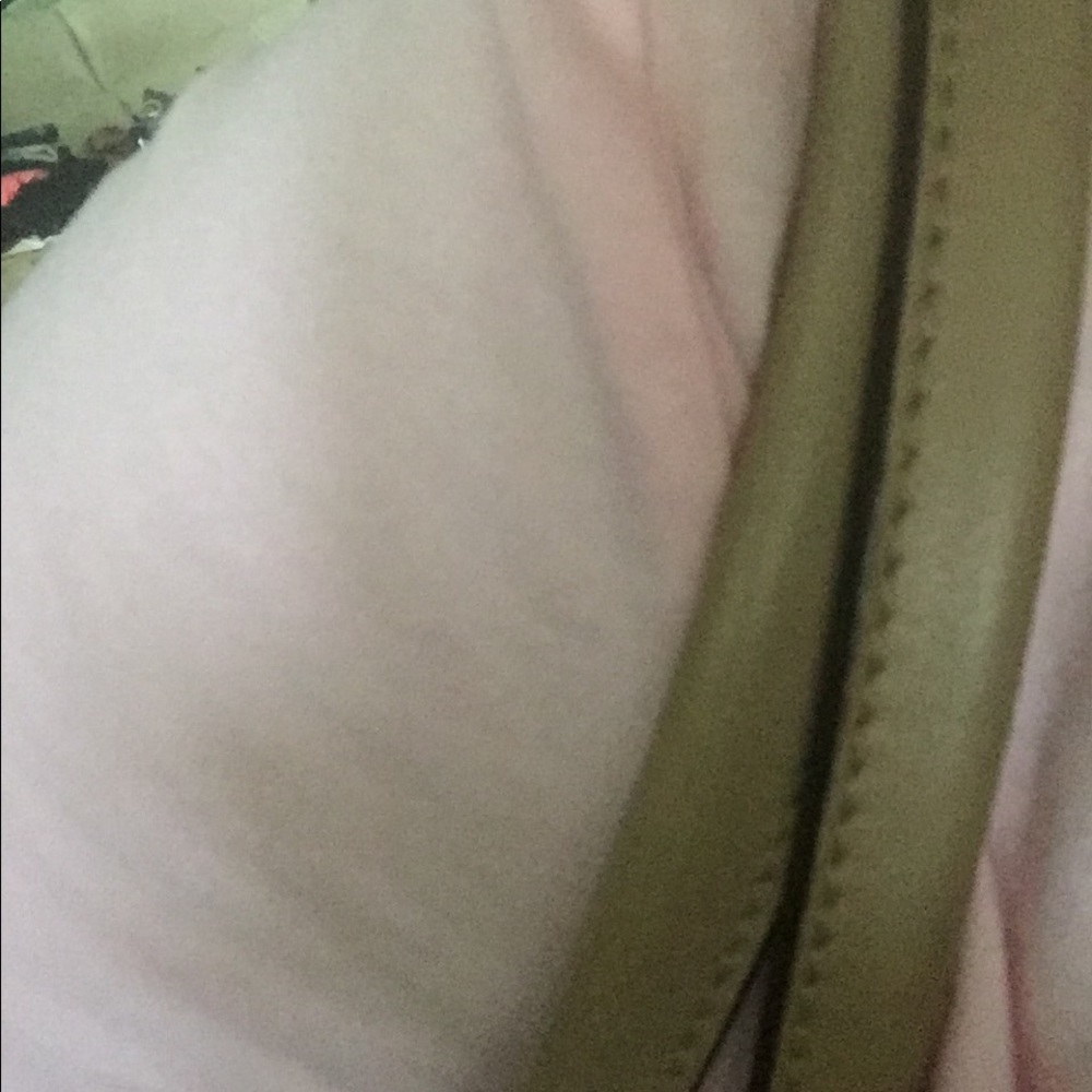 ❤️GUCCI❤️ - Picture 6 of 7