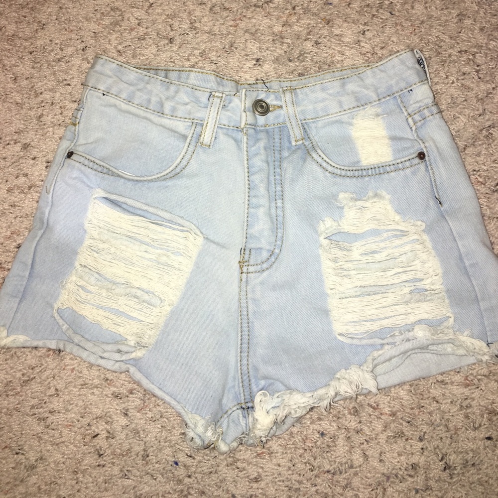 brandy melville jean shorts!!! NWOT