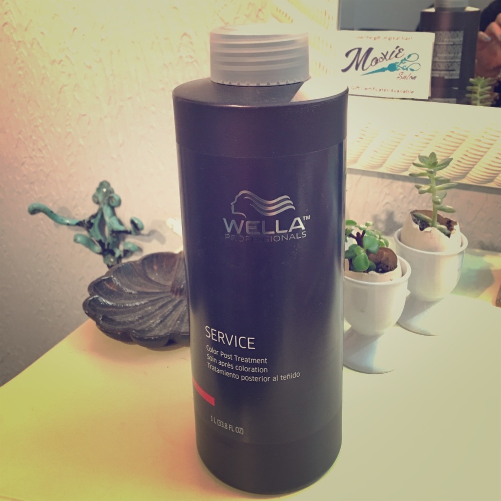 WELLA Professionals Service Color post treatment.