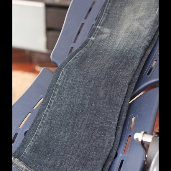 Rock & Republic Roth Flare Jeans - Picture 6 of 7