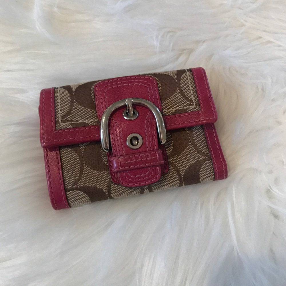 Authentic Coach wallet!
