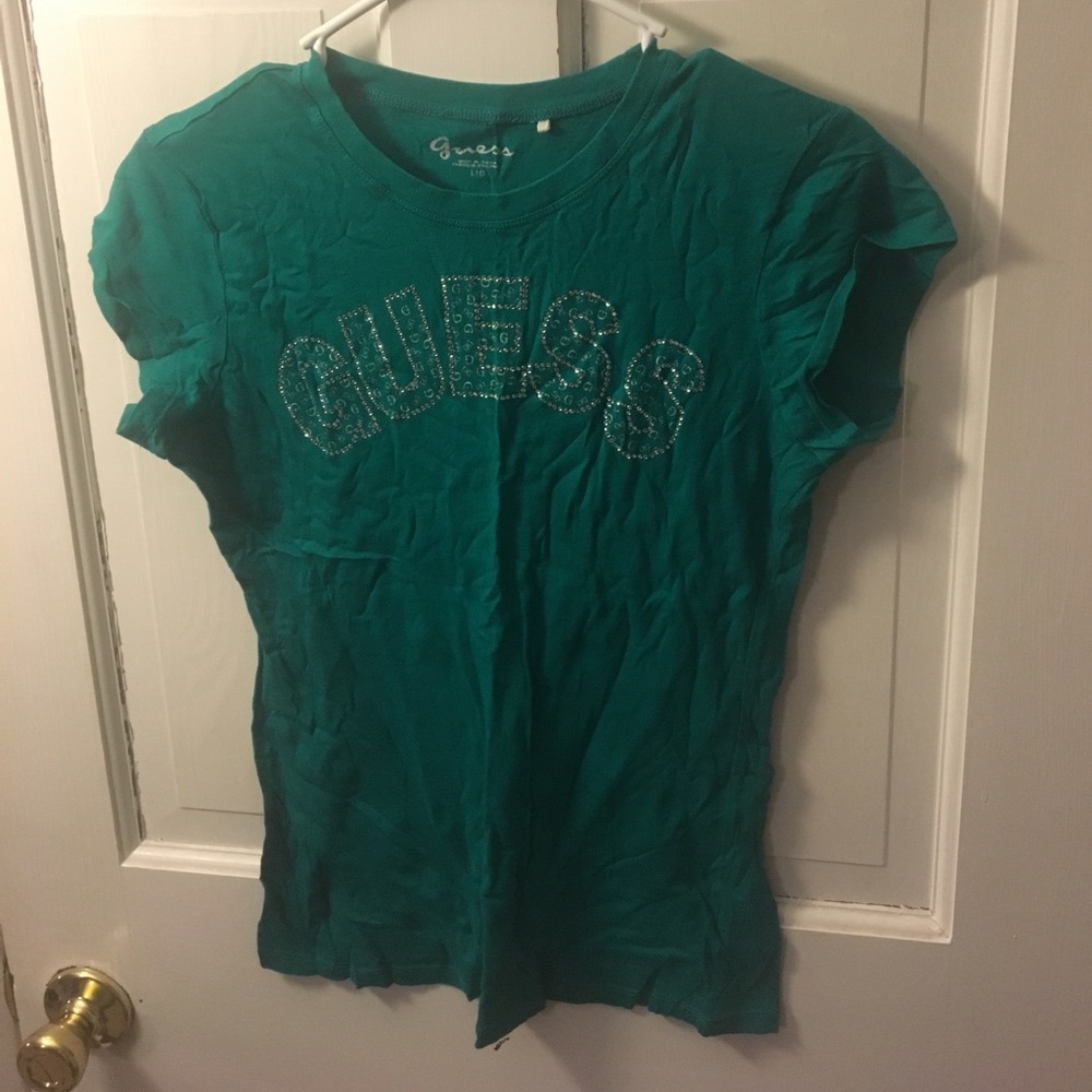 Guess tee