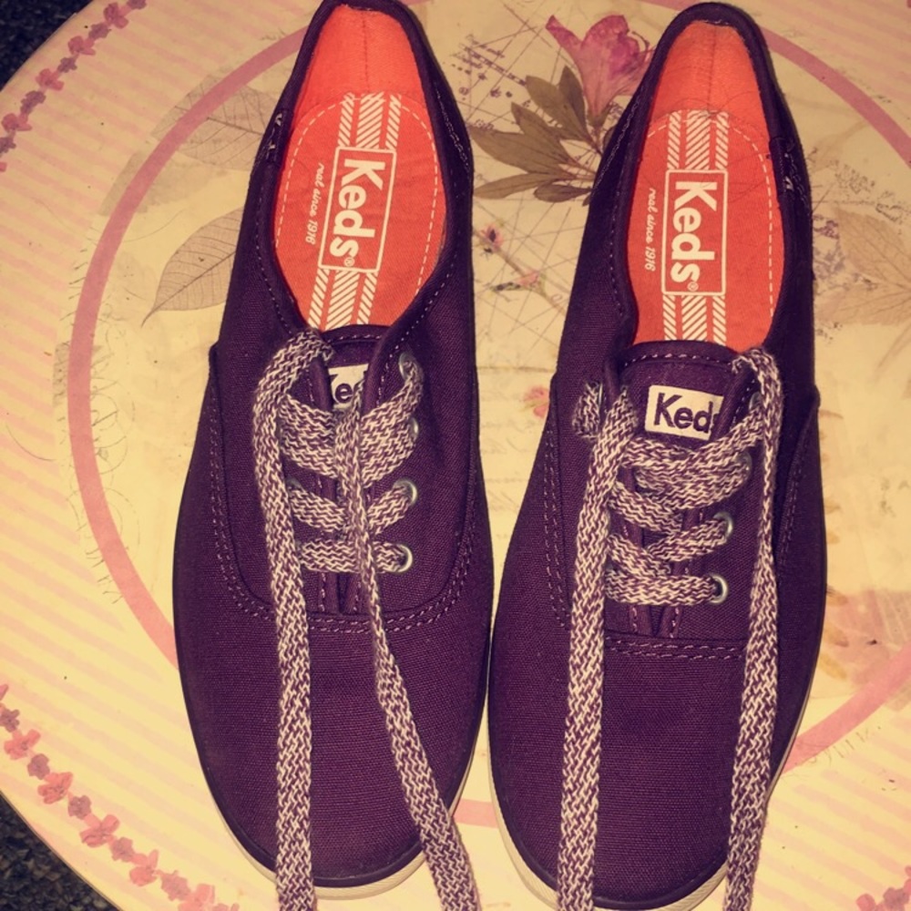 Brand new purple keds