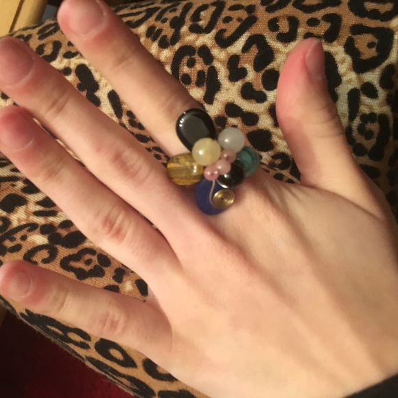 Funky wire and bead ring - Picture 4 of 4