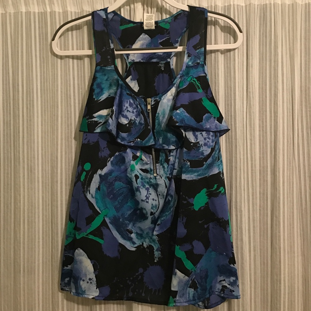 Front Zipper & Ruffle Tank