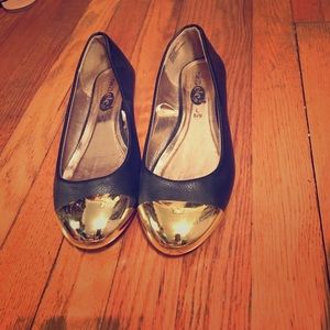 Rue 21 Gold toe black flats
