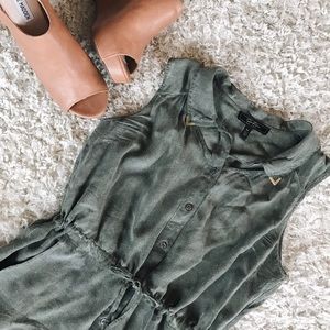 SALE🌿Jessica Simpson button up dress