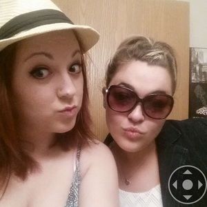 Meet your Posher, Ellen