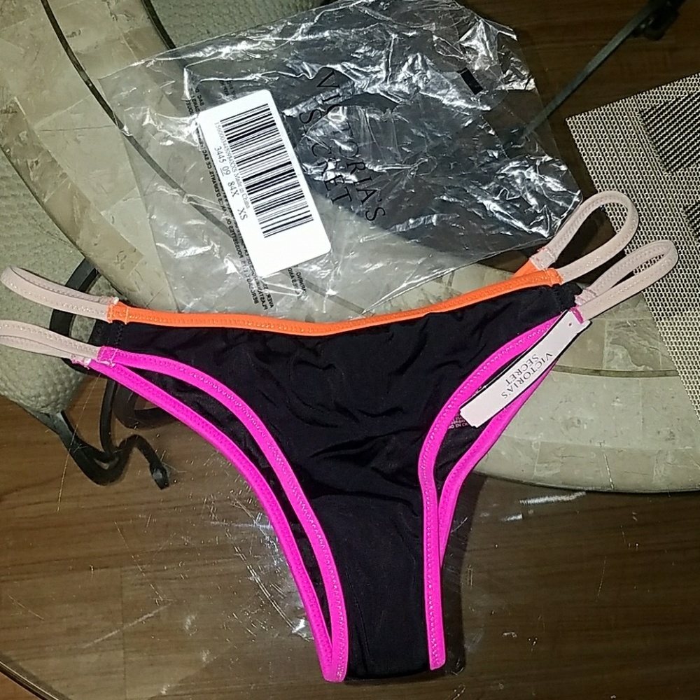 Victoria's Secret cheeky Bikini Bottom NWT