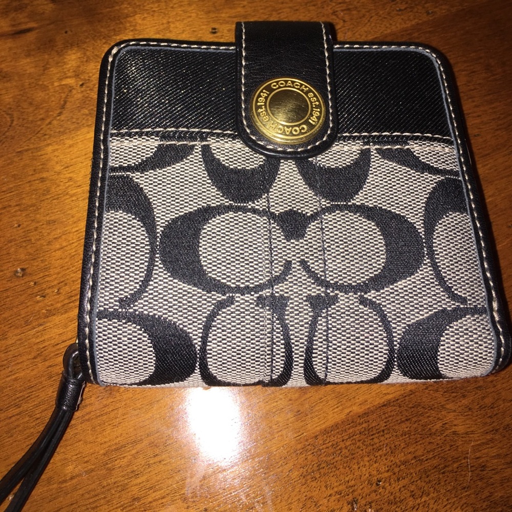 COACH NAVY BLUE WALLET