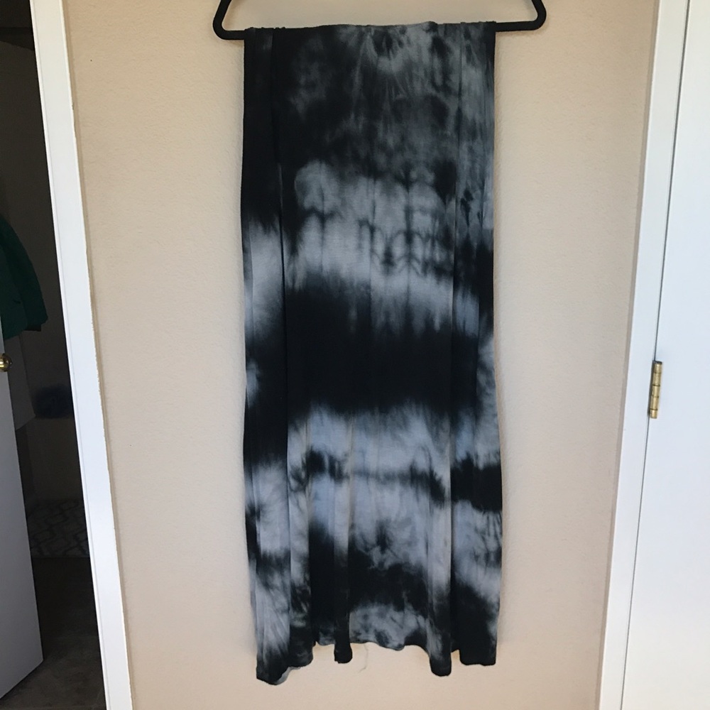 Brandy Melville maxi skirt