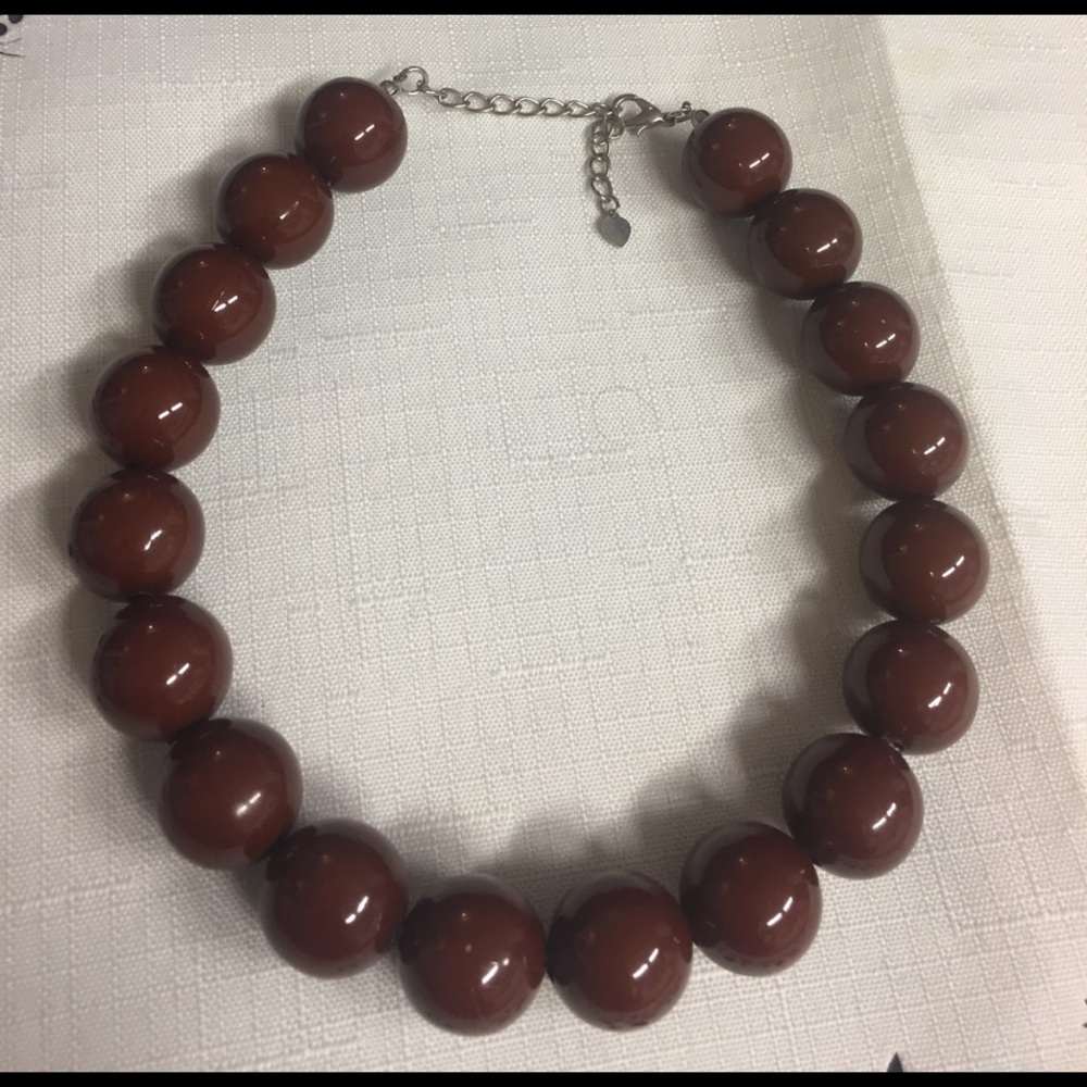 Brown round plastic bead necklace