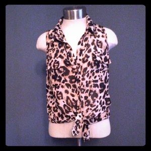 Hot Miami Styles, Blouse