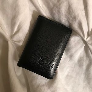 Herschel Gordon leather wallet
