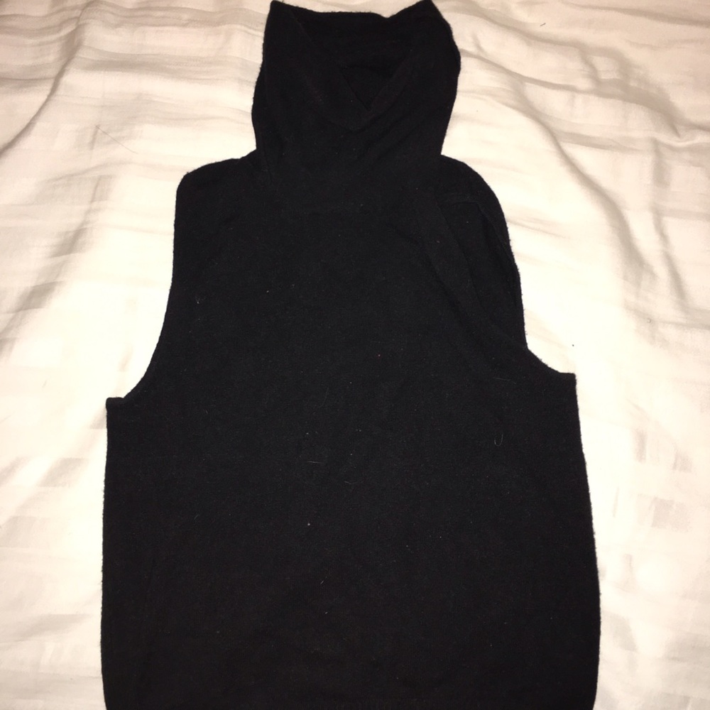 Brandy Melville Turtle Neck Crop Top