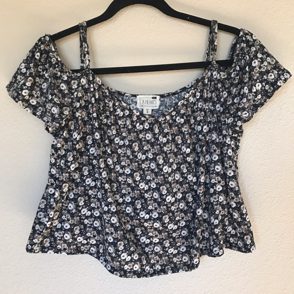 LA Hearts cute flowy top