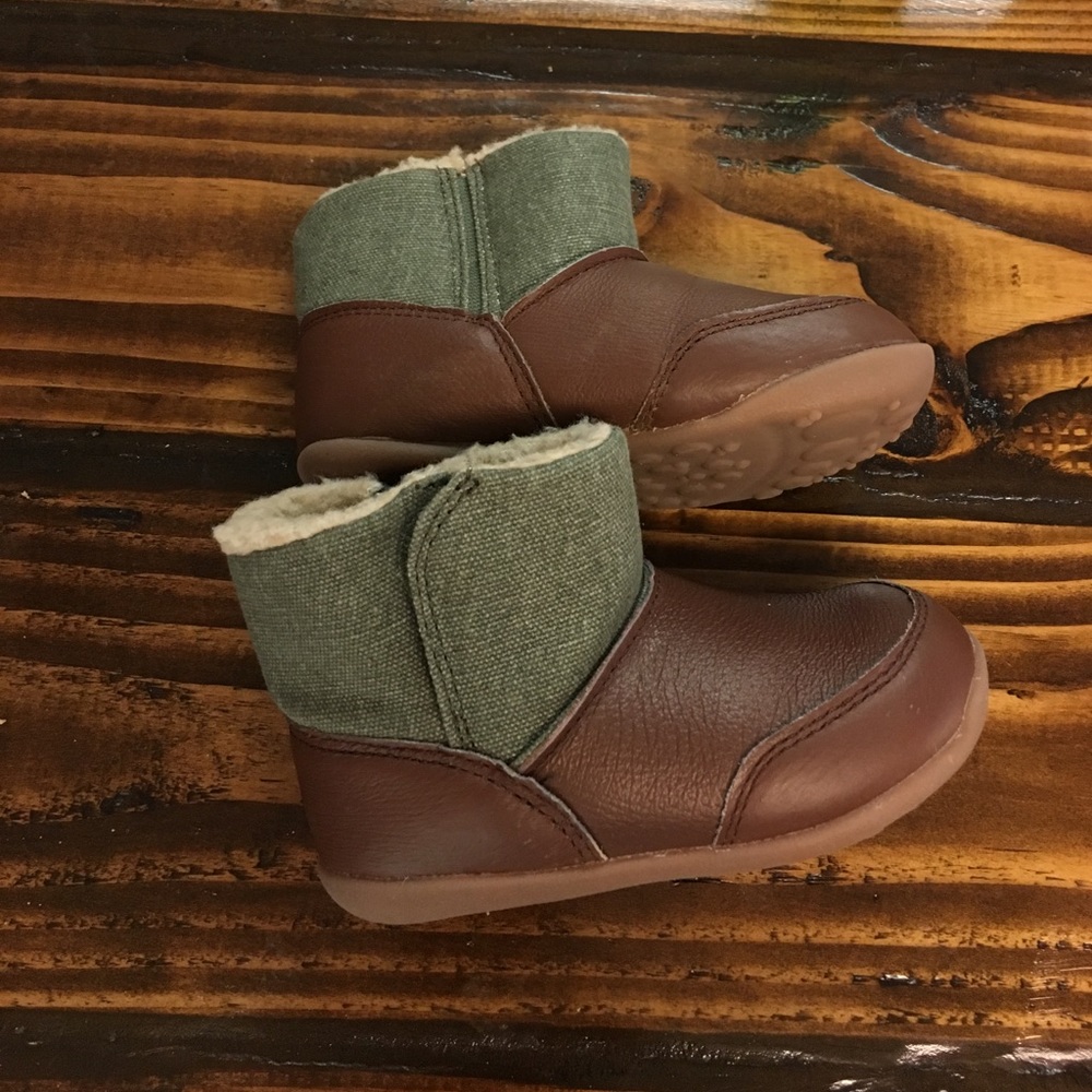 Carter's toddler shoes