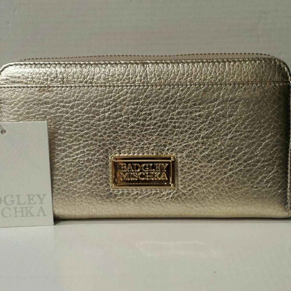 Badgley Mischka Wallet