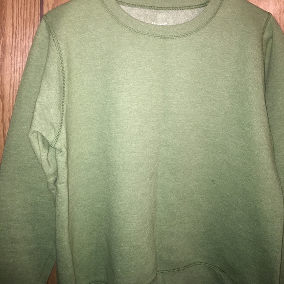 Green sweatshirt - Picture 3 of 3
