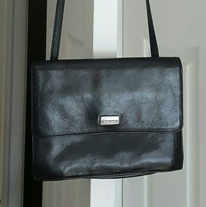 PERLINA N.Y. CROSS-BODY W/ORGANIZER COMPARTMENT