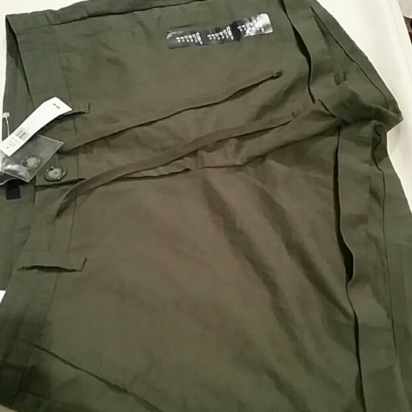 GAP Pants - Gap womens classic shorts linen/cotton fabric