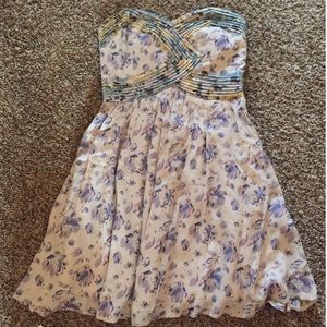 Kimchi Blue Floral Strapless Dress