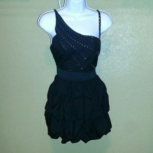 🚫SOLD🚫 Symmetrical mini dress