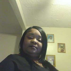 Meet your Posher, Latonya