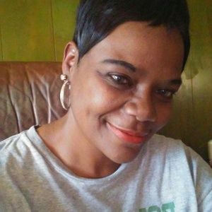 Meet your Posher, Denese