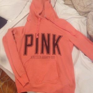 VS Pink hoodie ✨ Small