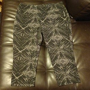 Reebok yoga pants! Only worn once, brand new!