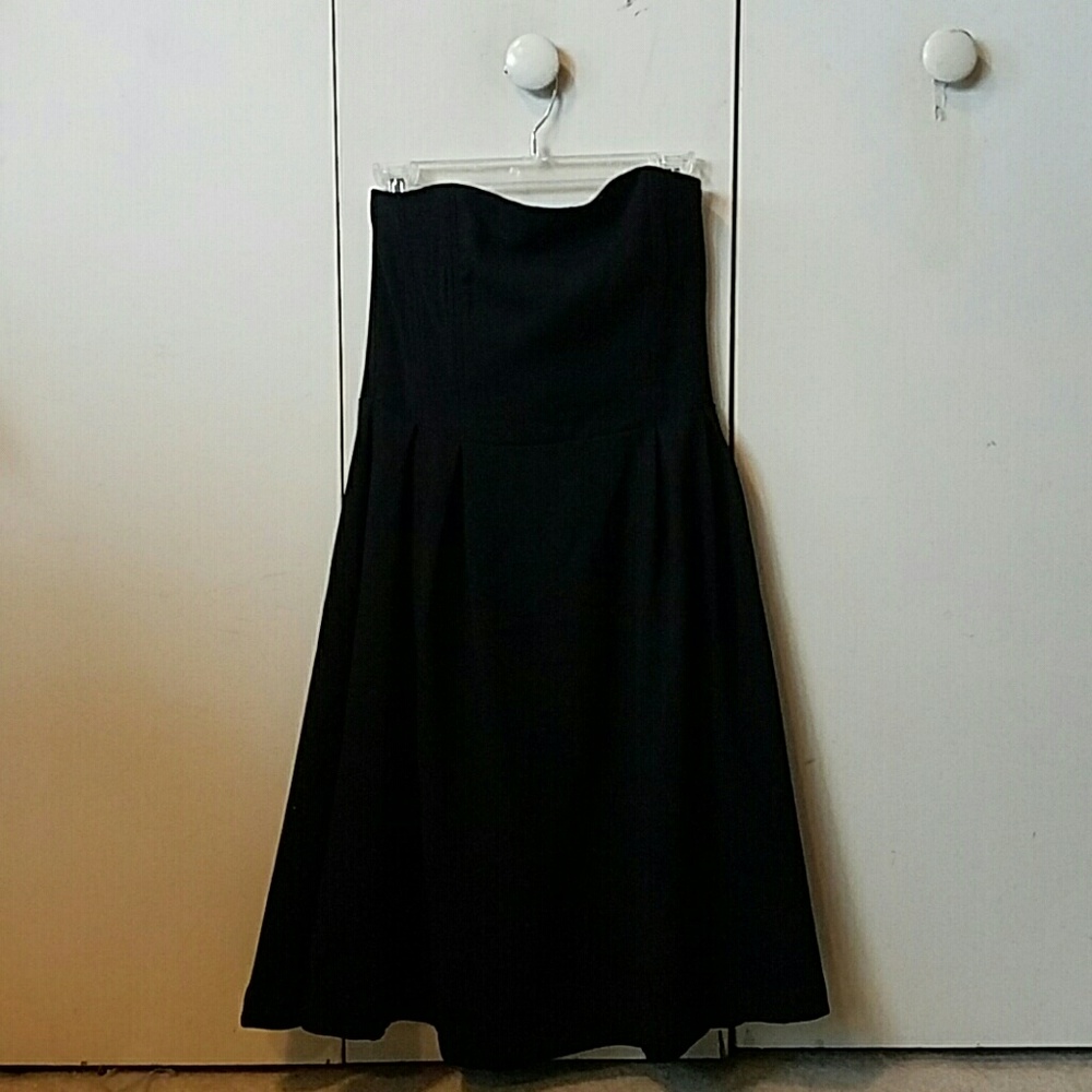 Black strapless H&M dress
