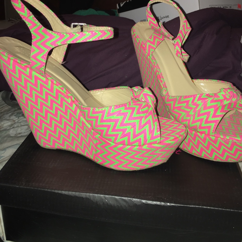 Nice wedge heel