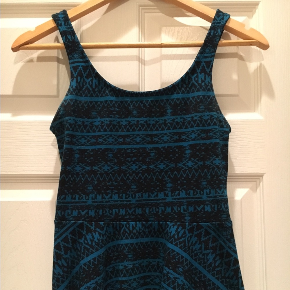 Express peplum tank