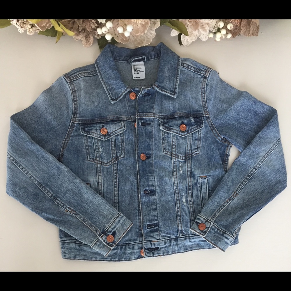 💥SOLD💥H&M Distressed Jean Jacket