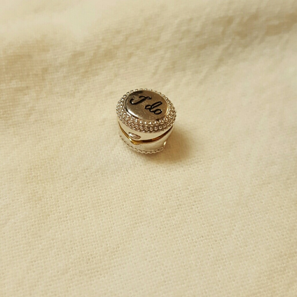 Authentic Chamilia "I do" ring box Swarovski bead