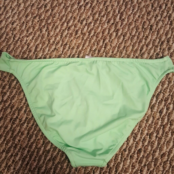 SOLD ON OTHER VENUE top bikini - Picture 2 of 3