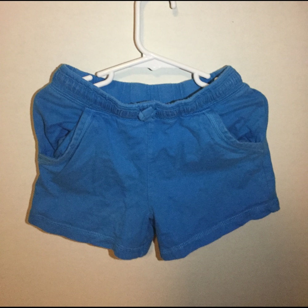 Non-stretch blue shorts