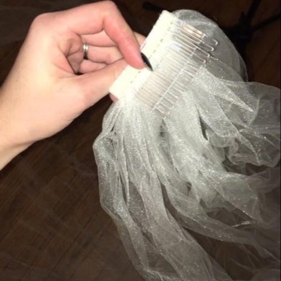 Ivory wedding veil