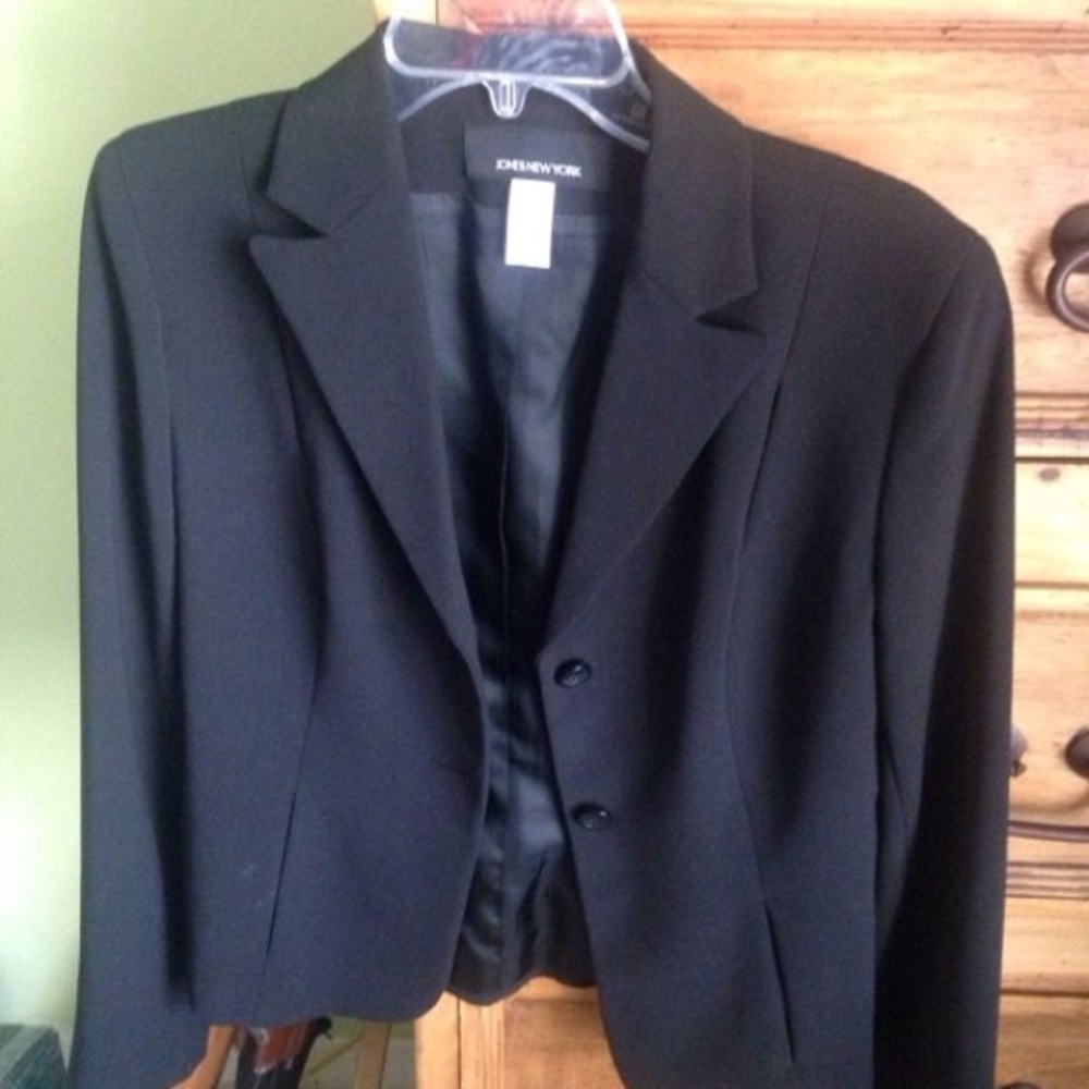 Black blazer size 6