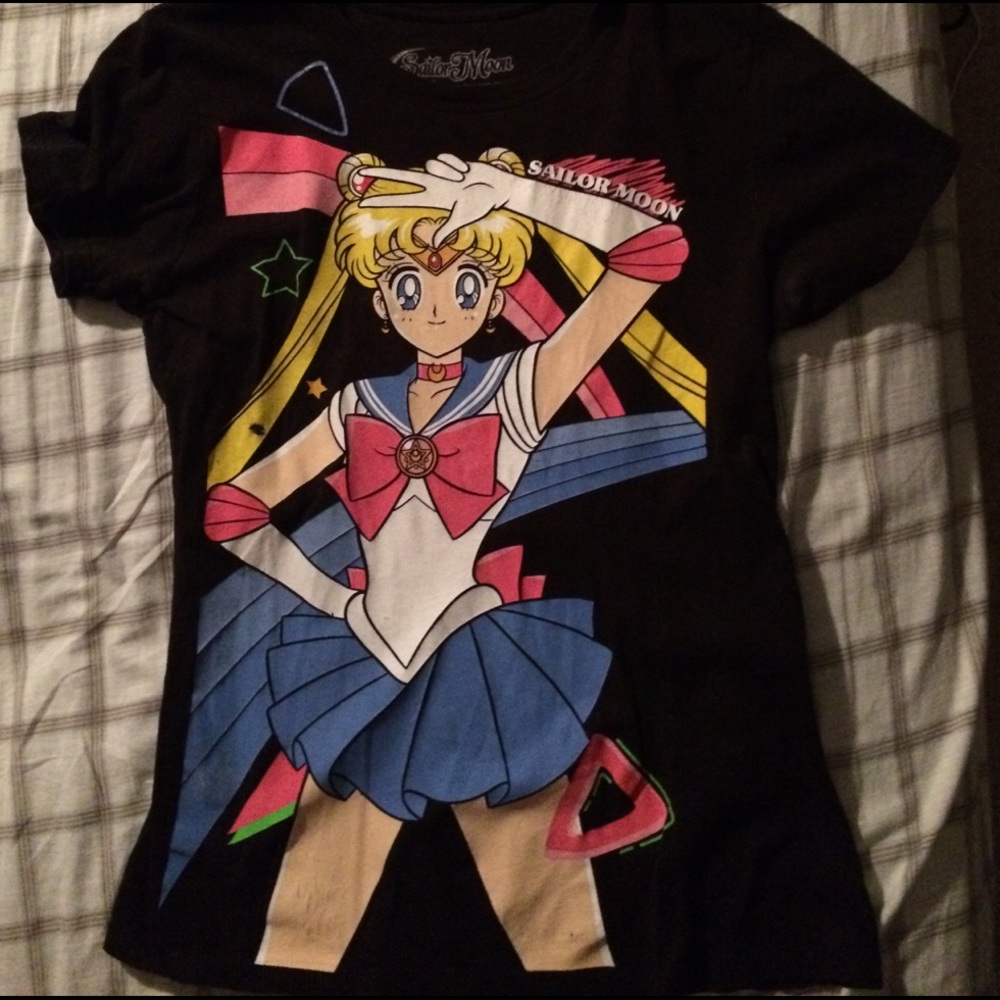 Hot Topic Sailor Moon T-shirt Tee Anime Manga