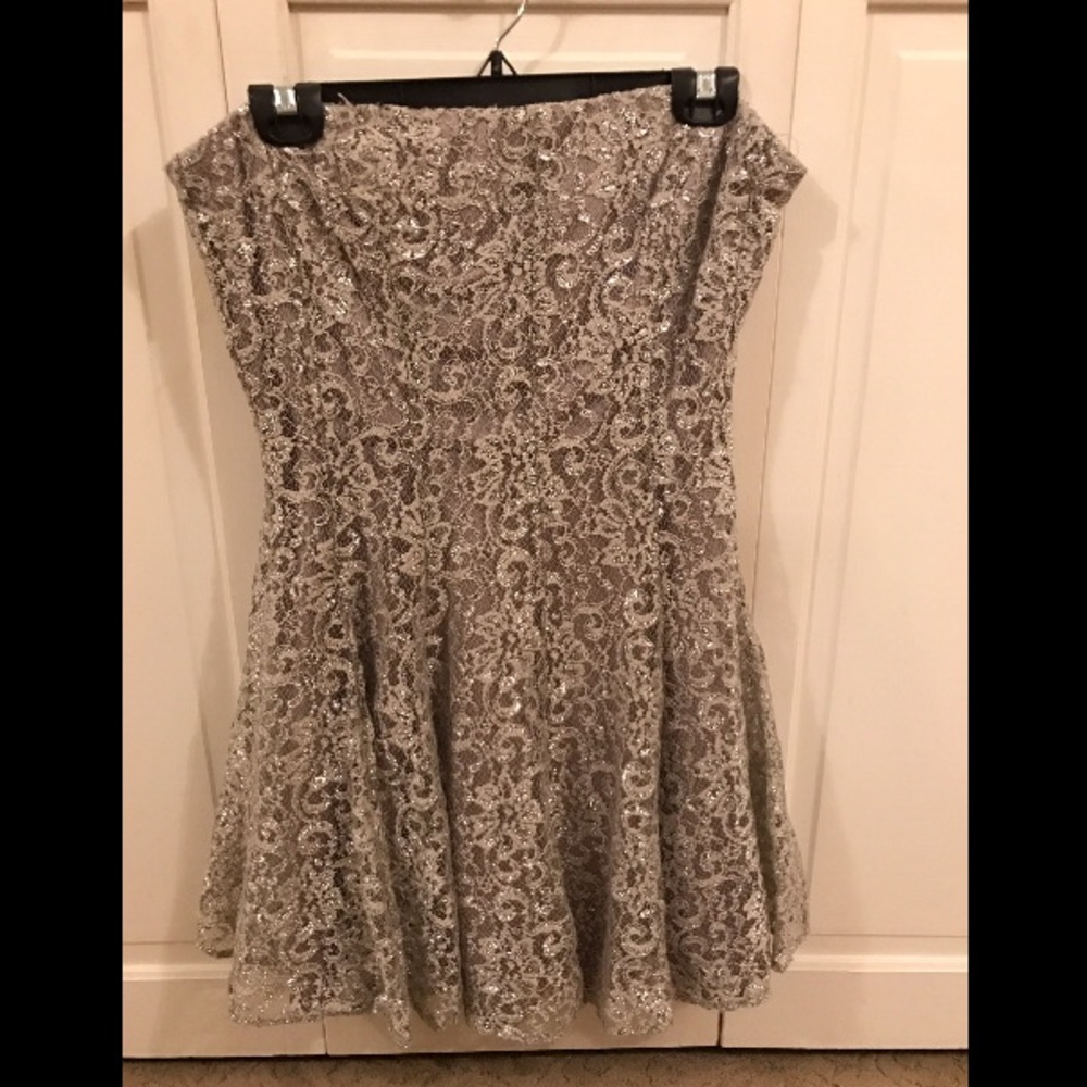 Betsy&Adam Silver Strapless Dress