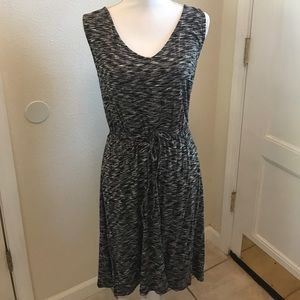 Merona black and white dress, size L