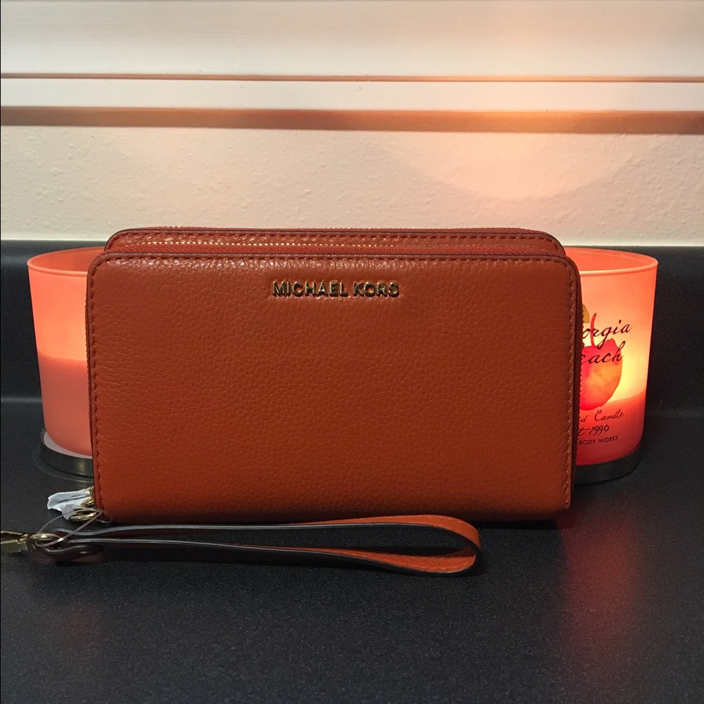 Authentic Michael Kors wallet/phone wristlet
