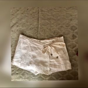 Bebe Shorts - Bebe Linen short Bebe Shorts - Bebe Linen short