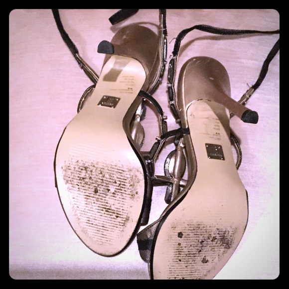 Open toe heels - Picture 2 of 6