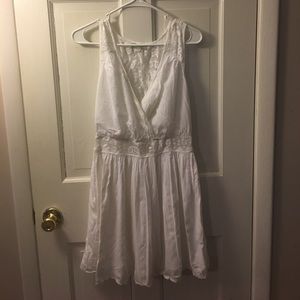 White guess dress